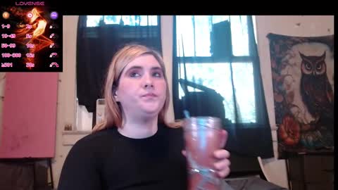 Silver online show from October 7, 2025, 3:42 pm