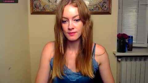 Roxa online show from September 9, 2025, 8:47 am