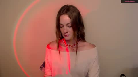 Roxa online show from September 29, 2025, 2:22 pm