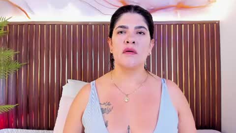 Snapshot of roxie_ns chatting on July 11, 2026, 12:19 pm Roxie online show from July 11, 2026, 12:19 pm