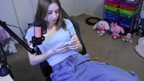 roxie online show from October 10, 2025, 10:42 pm