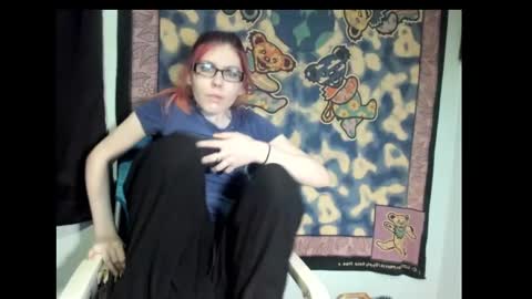 roxihazeleyes online show from March 9, 2025, 3:54 am