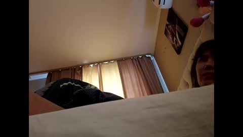 Snapshot of roxolanaa_sexy chatting on January 5, 2025, 8:32 am ROXOLANAA SEXY online show from January 5, 2025, 8:32 am