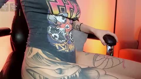 Roxy Joy online show from April 10, 2026, 9:36 am