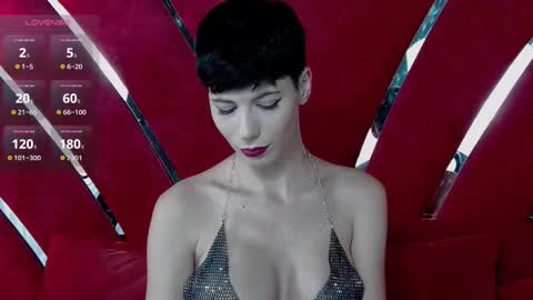 Snapshot of roxxy_rouge chatting on October 7, 2025, 4:15 pm Roxy online show from October 7, 2025, 4:15 pm