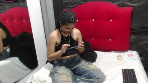 Snapshot of roxxyblack01 chatting on April 2, 2026, 1:03 am Roxxy online show from April 2, 2026, 1:03 am