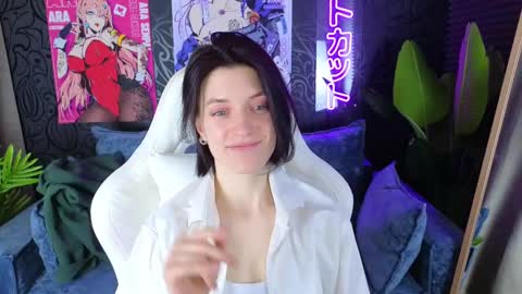 roxy_riot_ online show from February 20, 2025, 7:34 am