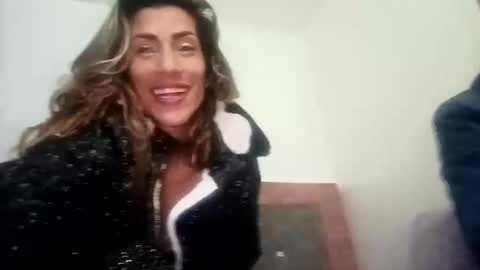 - online show from November 1, 2025, 8:49 am