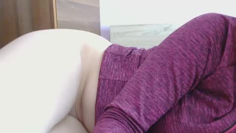 Snapshot of roxy_secrets chatting on February 12, 2025, 8:49 am roxy secrets online show from February 12, 2025, 8:49 am