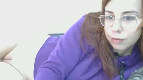 Snapshot of roxy_secrets chatting on October 2, 2025, 10:33 am roxy secrets online show from October 2, 2025, 10:33 am