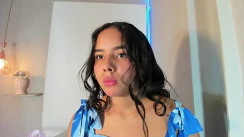roxy_stone1 online show from July 10, 2026, 7:27 pm