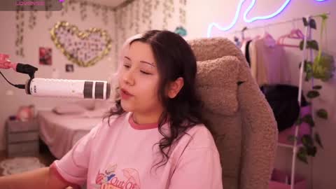 roxysuh online show from February 23, 2026, 6:55 am