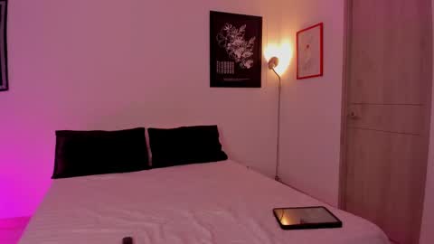 val online show from February 21, 2025, 9:54 pm