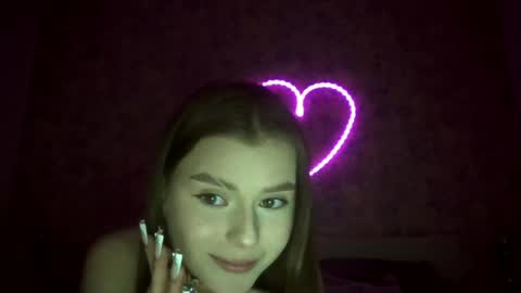 royalvelour online show from May 11, 2026, 6:49 pm