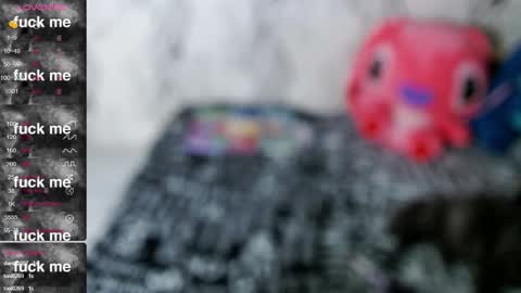 angela online show from November 4, 2025, 11:04 pm