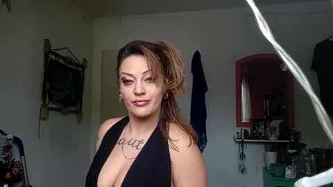 rraineonme online show from April 14, 2026, 3:51 pm