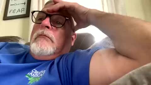 rs006 online show from October 17, 2025, 4:09 pm