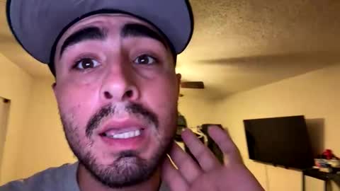 rubenzaragosa09 online show from May 15, 2026, 12:23 pm