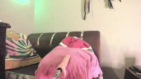 Snapshot of rubi_bunny chatting on November 2, 2025, 6:10 pm rubi bunny online show from November 2, 2025, 6:10 pm