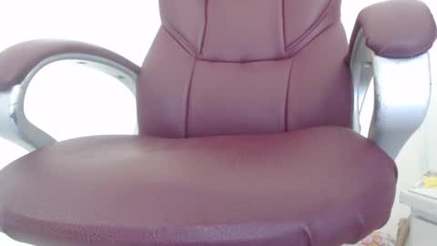 Rubi online show from March 18, 2026, 6:33 pm