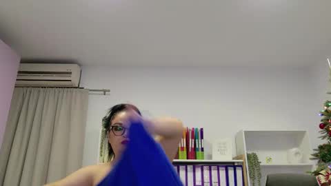 Rubi online show from December 16, 2025, 3:11 am