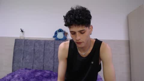 Snapshot of ruby__redd chatting on January 9, 2026, 10:22 pm Ruby and Vanie online show from January 9, 2026, 10:22 pm