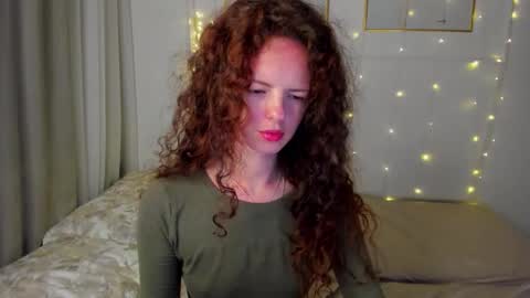 rubyattwood online show from November 6, 2025, 10:32 pm