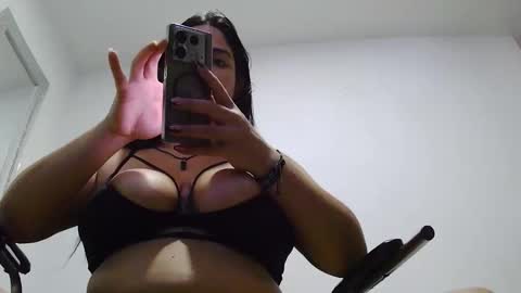 Snapshot of rubyhotmoon chatting on April 11, 2026, 10:14 pm RUBY online show from April 11, 2026, 10:14 pm