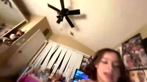 Snapshot of rubymonroe2007 chatting on March 27, 2026, 2:17 am rubymonroe2007 online show from March 27, 2026, 2:17 am