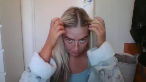 Snapshot of rubyredxxxoxxx chatting on December 7, 2024, 2:24 pm rubyredxxxoxxx online show from December 7, 2024, 2:24 pm