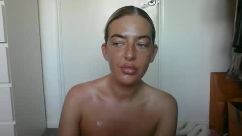 Snapshot of rubyredxxxoxxx chatting on January 11, 2025, 12:40 pm rubyredxxxoxxx online show from January 11, 2025, 12:40 pm