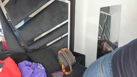 rubyxht online show from October 19, 2025, 12:50 pm