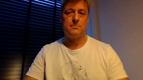 Snapshot of rudeski chatting on April 15, 2026, 6:15 pm rudeski online show from April 15, 2026, 6:15 pm