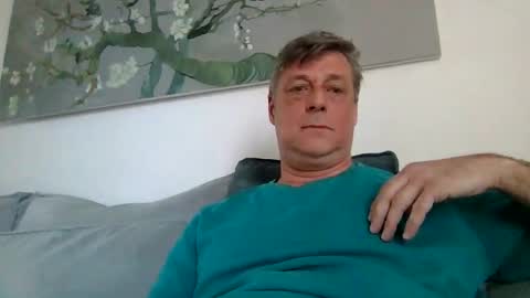Snapshot of rudeski chatting on April 16, 2026, 5:03 pm rudeski online show from April 16, 2026, 5:03 pm