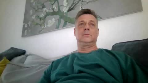 Snapshot of rudeski chatting on May 13, 2026, 4:26 pm rudeski online show from May 13, 2026, 4:26 pm