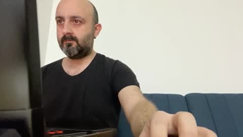 rufa_life online show from February 19, 2025, 8:01 am