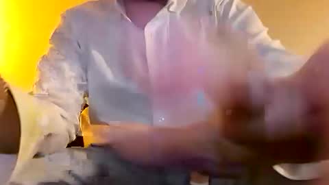 Snapshot of rum7en chatting on December 14, 2025, 6:23 pm RUM online show from December 14, 2025, 6:23 pm