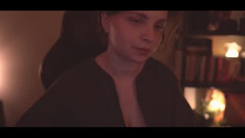 Elena online show from December 16, 2025, 10:48 pm