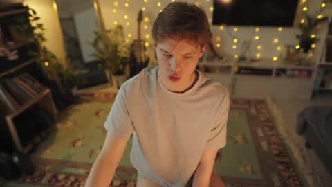 rusbradpitt online show from April 8, 2026, 2:28 pm