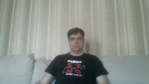 rusqadisx online show from March 26, 2026, 8:20 am