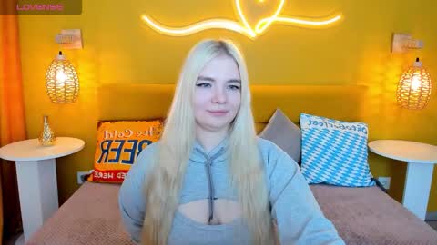 ruthbryant online show from October 4, 2025, 1:47 am