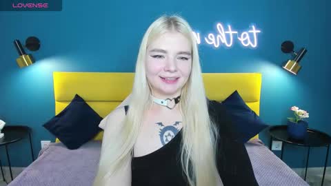 ruthbryant online show from October 8, 2025, 1:14 am