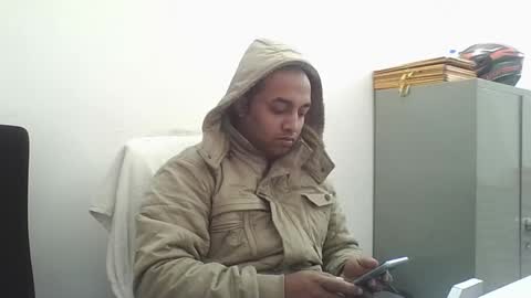 Snapshot of rwb17 chatting on January 11, 2025, 9:36 am rwb17 online show from January 11, 2025, 9:36 am