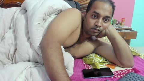 Snapshot of rwb17 chatting on January 12, 2025, 12:39 am rwb17 online show from January 12, 2025, 12:39 am