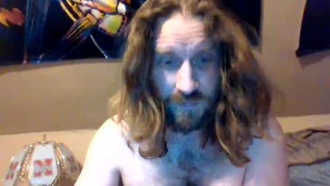 rwb1982 online show from December 13, 2024, 8:15 pm