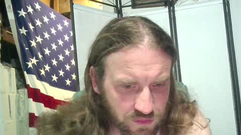 rwb1982 online show from October 18, 2025, 1:12 pm