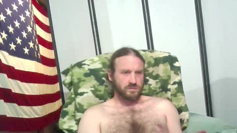 rwb1982 online show from October 19, 2025, 6:41 pm