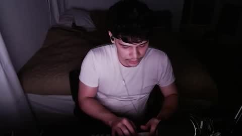 Snapshot of rx7900xtx chatting on March 15, 2026, 4:07 am rx7900xtx online show from March 15, 2026, 4:07 am