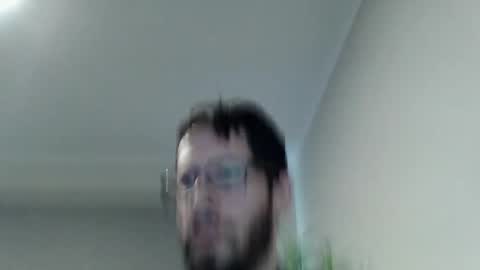 Ryan online show from April 21, 2026, 1:42 am