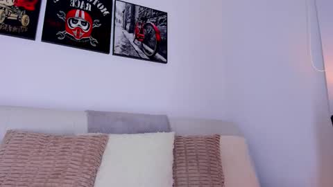 Ryan  online show from February 25, 2026, 1:26 am